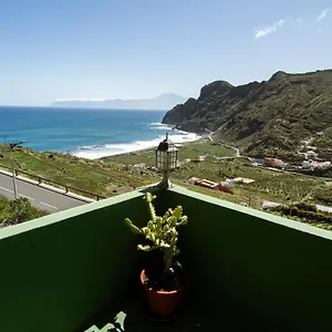 https://casa-rural-el-silbo.in-canary-islands.com