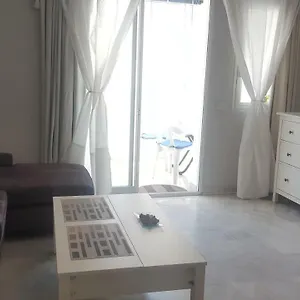 https://apartamento-arroyo-de-la-miel-luminoso-y-bonito.hotelsinnerja.org